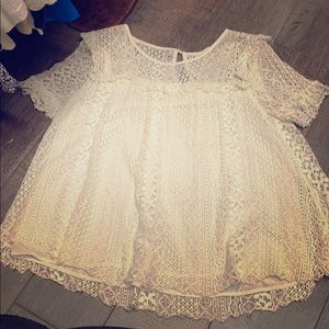 Entro Cream Lace Short Sleeve Top